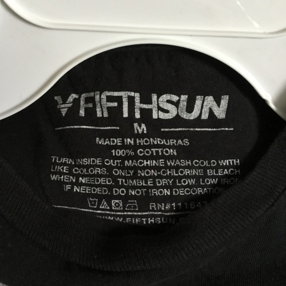 Boys tshirt medium 10-12 - Picture 3 of 3